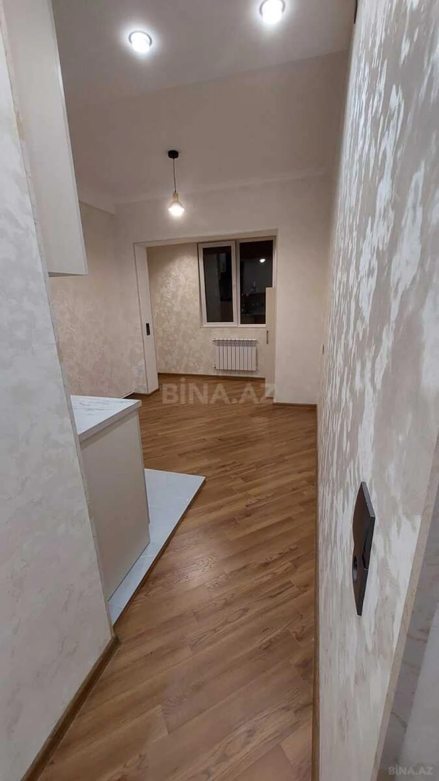 Satılır 2 otaqlı mənzil 70 m²