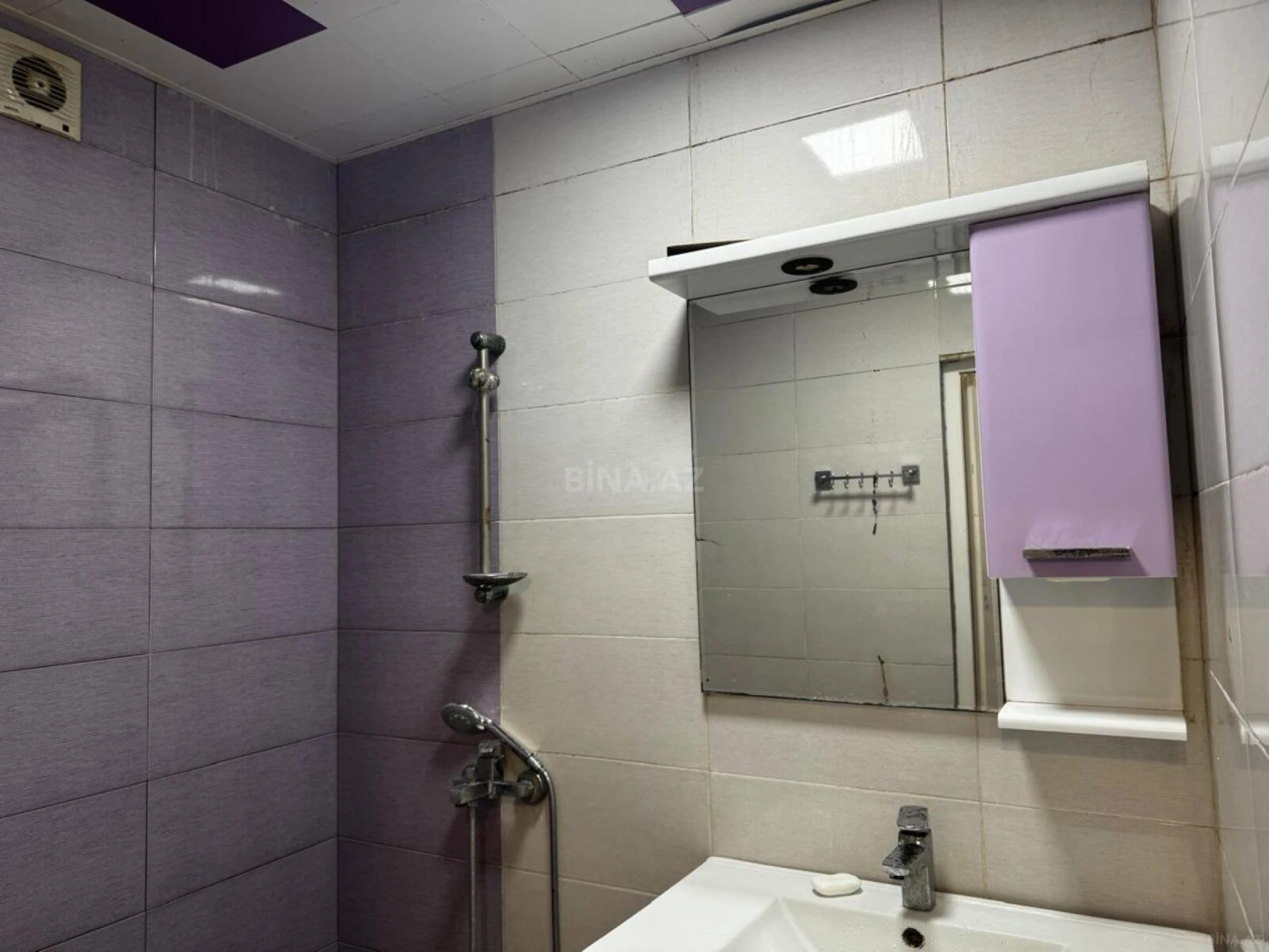 Kirayə verilir 3 otaqlı mənzil 50 m²