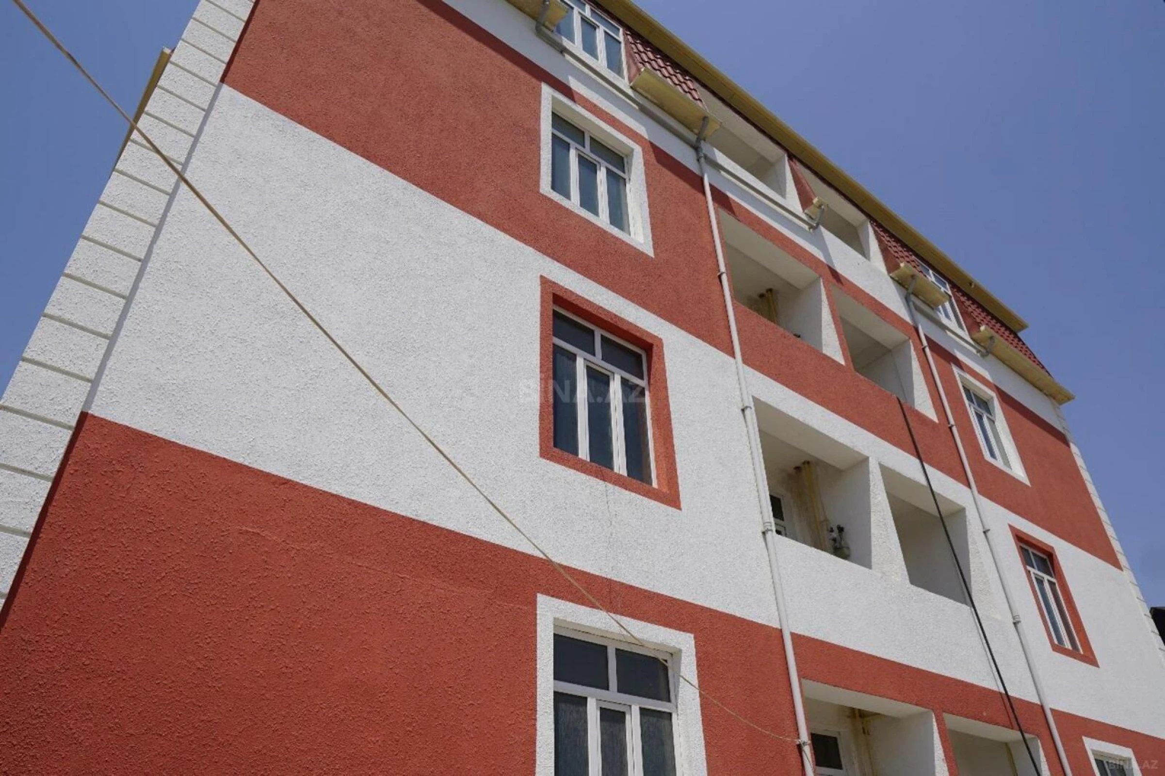 Satılır 2 otaqlı mənzil 57.1 m²