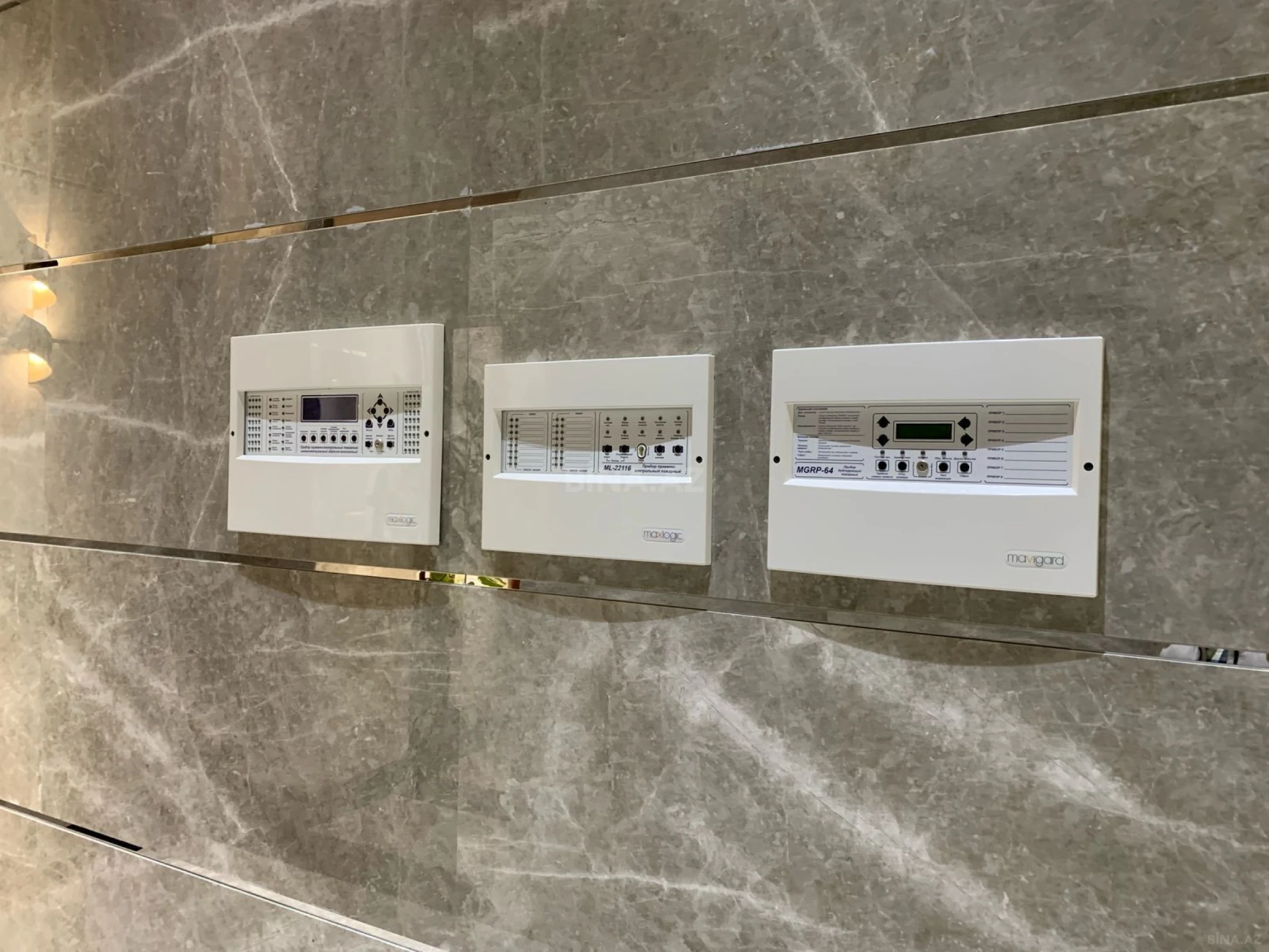 Satılır 3 otaqlı mənzil 139.8 m²