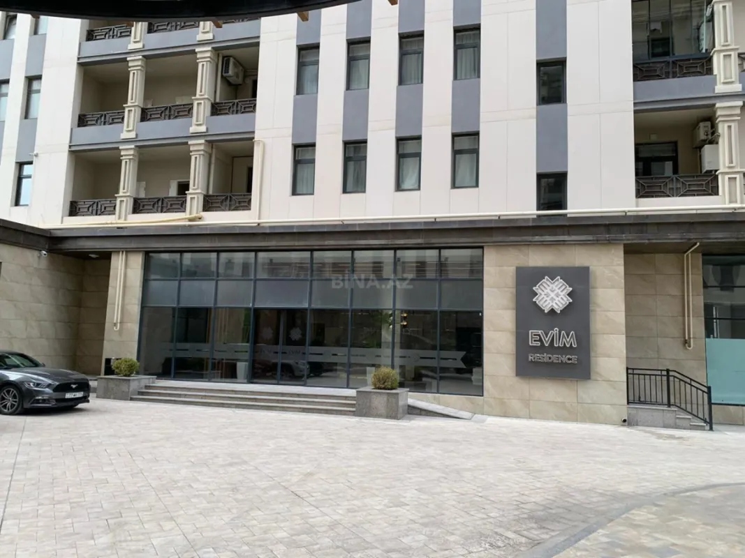 Satılır 3 otaqlı mənzil 139.8 m²