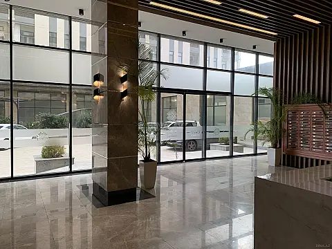 Satılır 3 otaqlı mənzil 139.8 m²