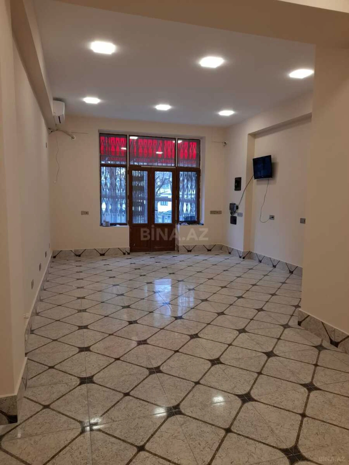 Satılır obyekt 48 m²