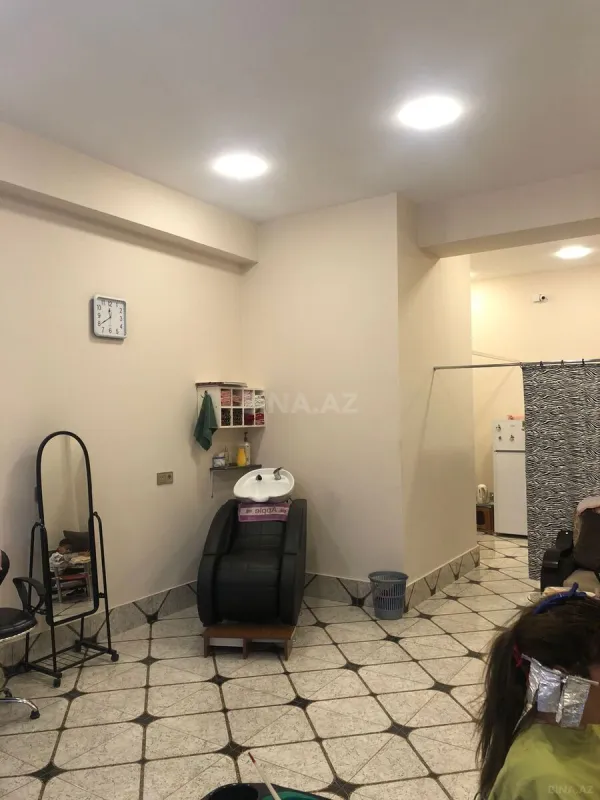 Satılır obyekt 48 m²