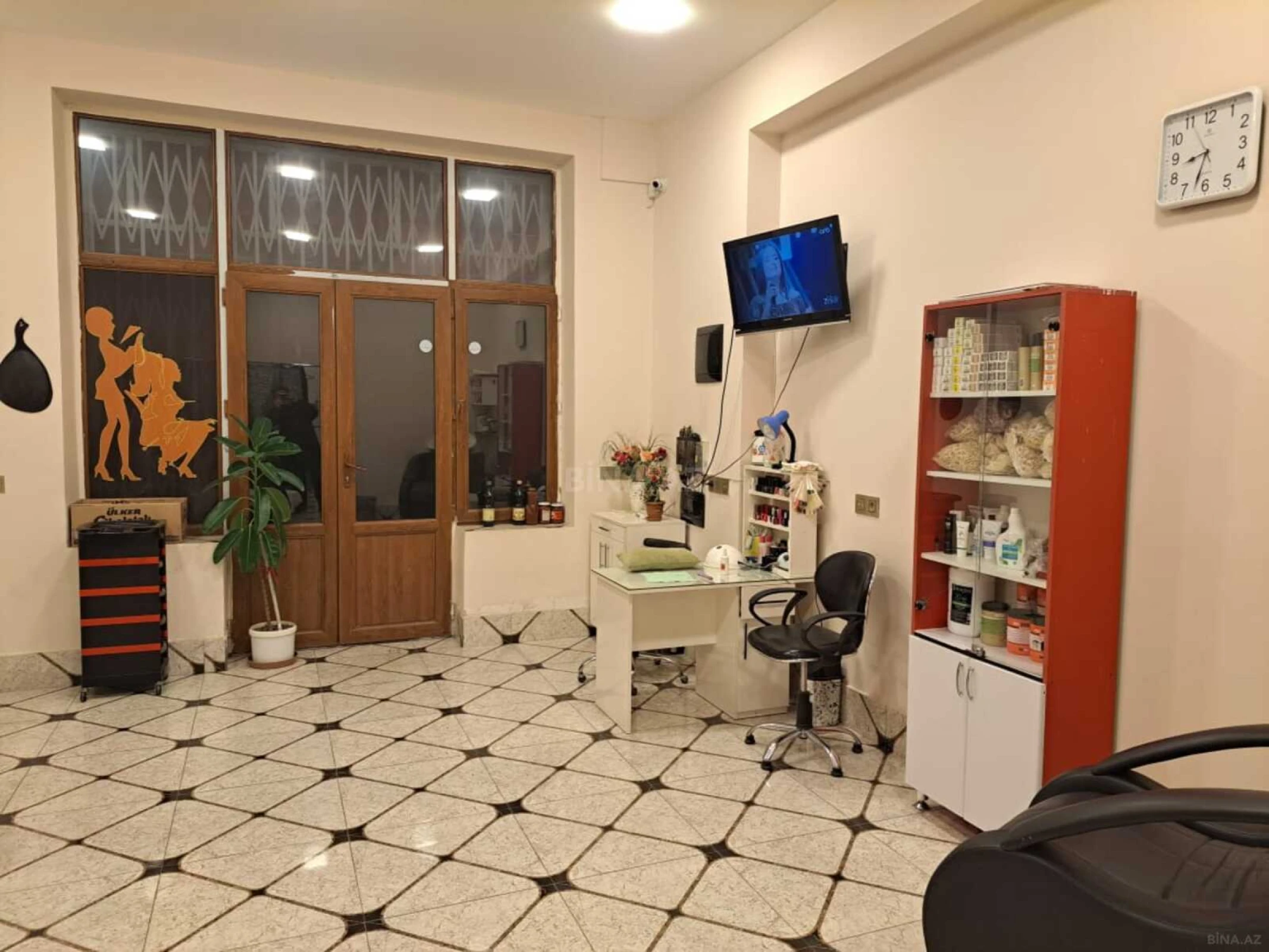 Satılır obyekt 48 m²