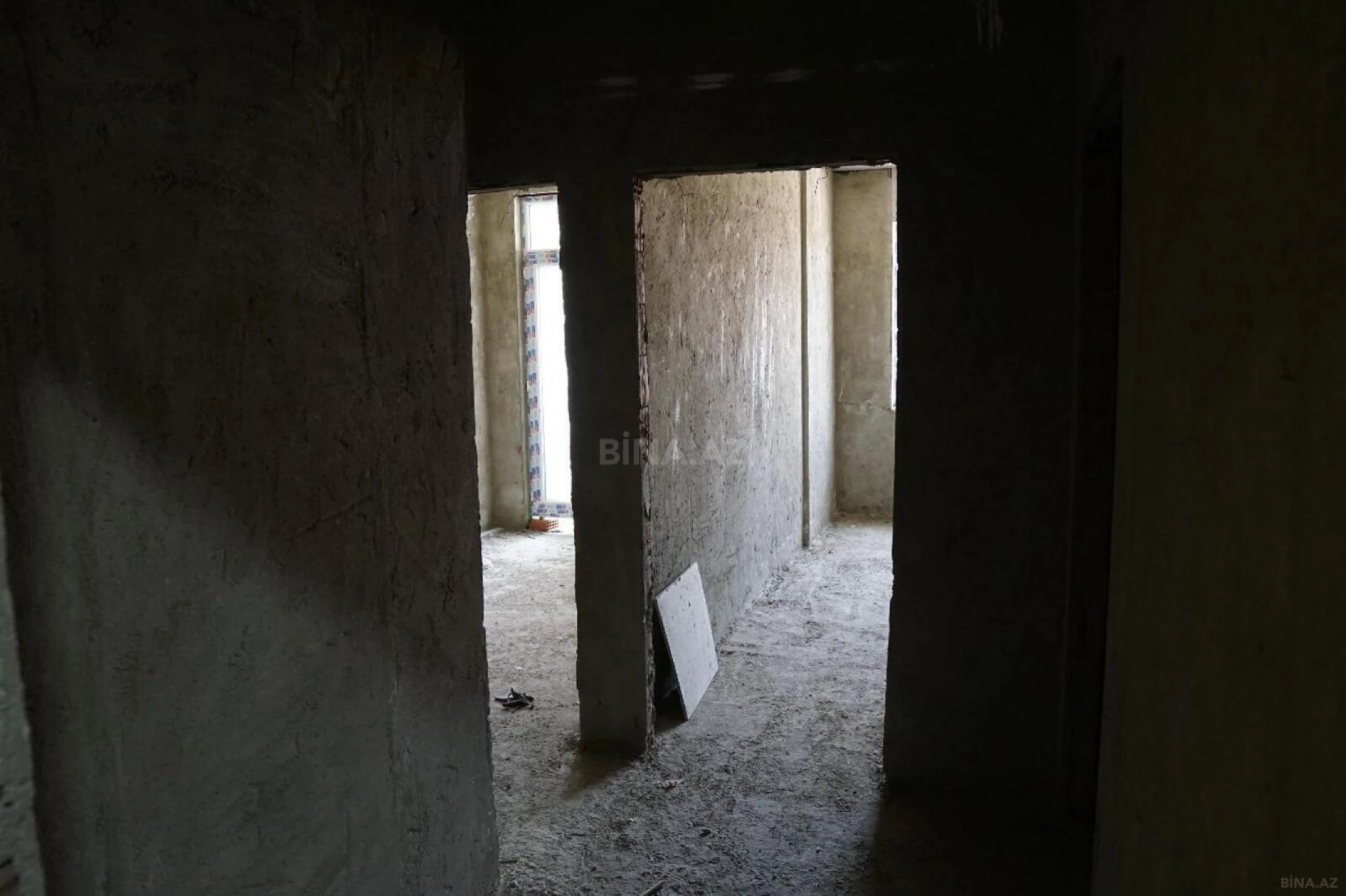 Satılır 3 otaqlı mənzil 71.5 m²