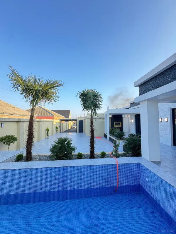 Satılır 4 otaqlı həyət evi 160 m²