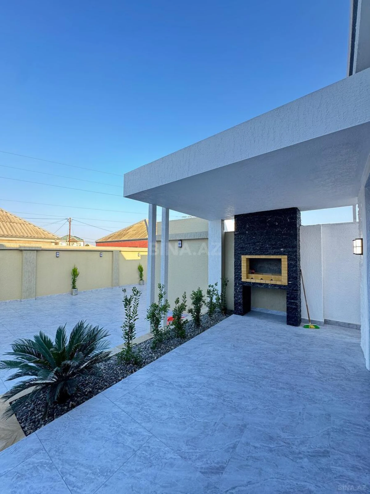 Satılır 4 otaqlı həyət evi 160 m²