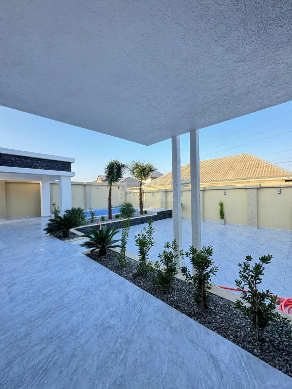 Satılır 4 otaqlı həyət evi 160 m²