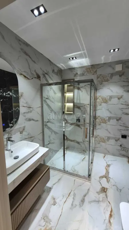 Satılır 2 otaqlı mənzil 70 m²