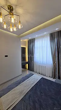 Satılır 2 otaqlı mənzil 70 m²