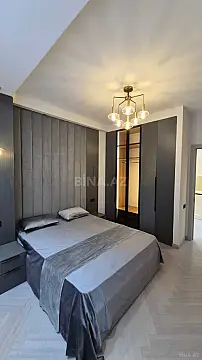 Satılır 2 otaqlı mənzil 70 m²