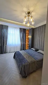 Satılır 2 otaqlı mənzil 70 m²