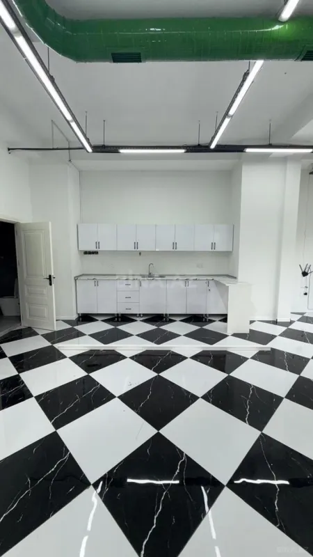 Kirayə verilir obyekt 90 m²