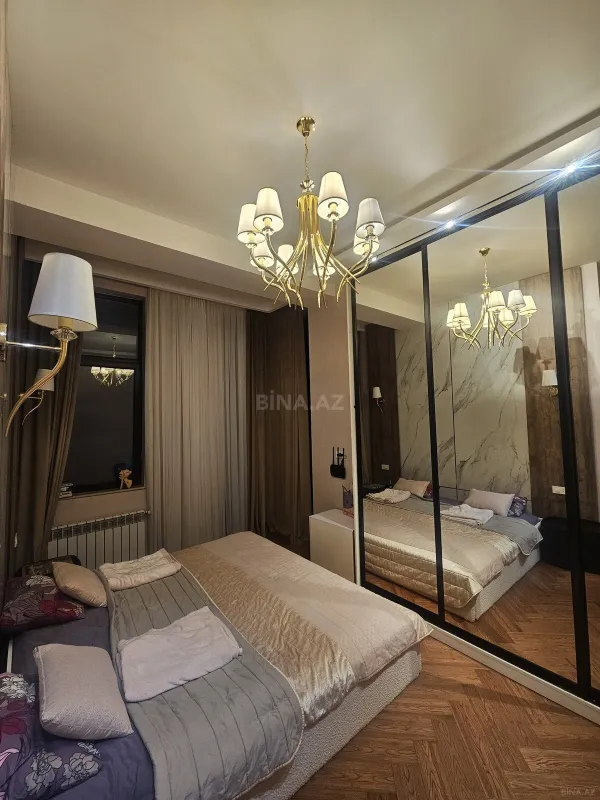Satılır 3 otaqlı mənzil 116 m²