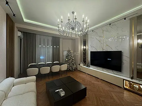 Satılır 3 otaqlı mənzil 116 m²