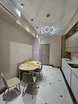 Satılır 3 otaqlı mənzil 116 m²