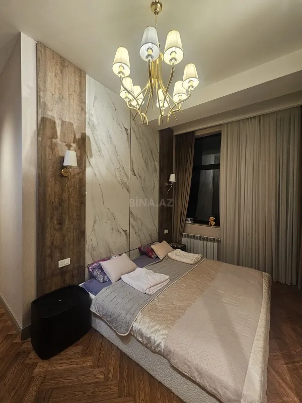 Satılır 3 otaqlı mənzil 116 m²