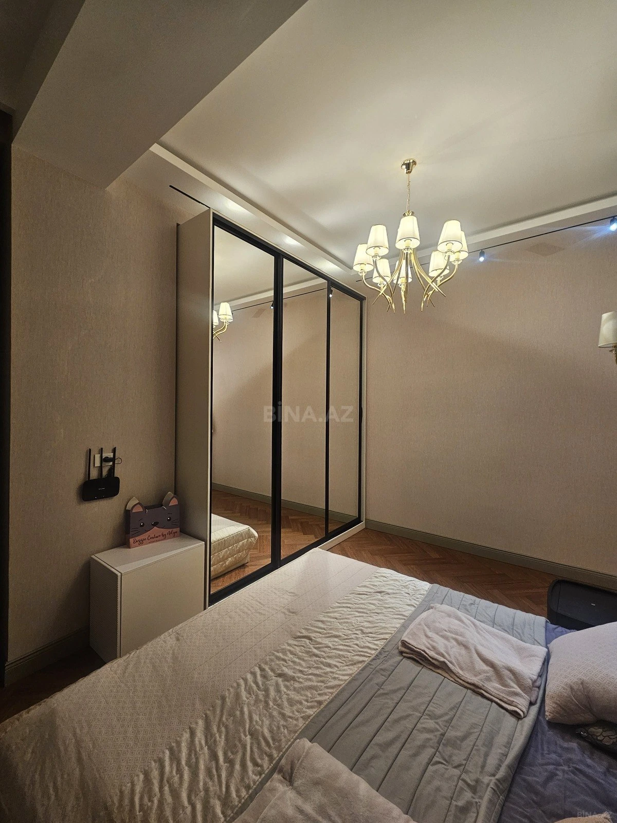 Satılır 3 otaqlı mənzil 116 m²