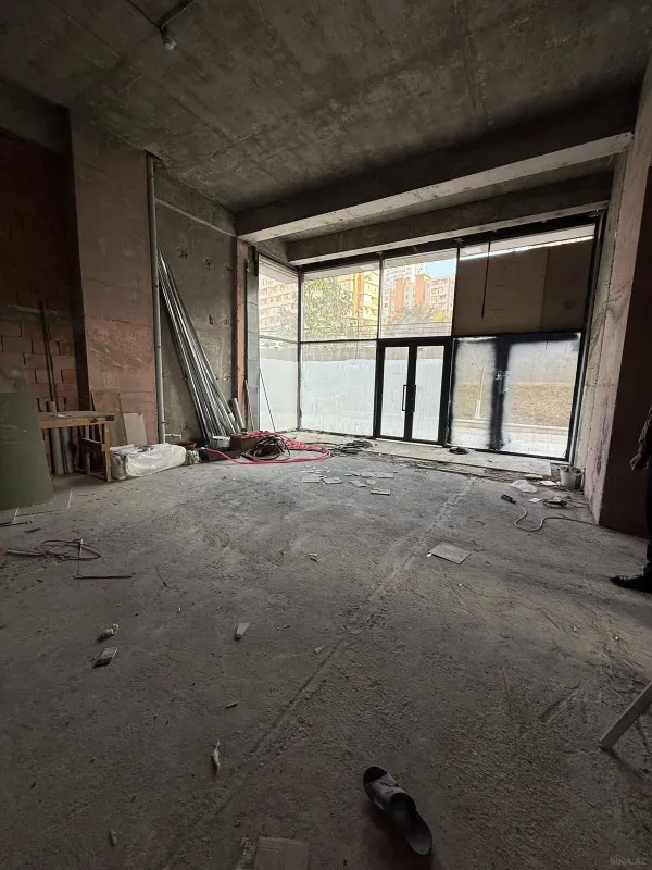 Satılır obyekt 175 m²