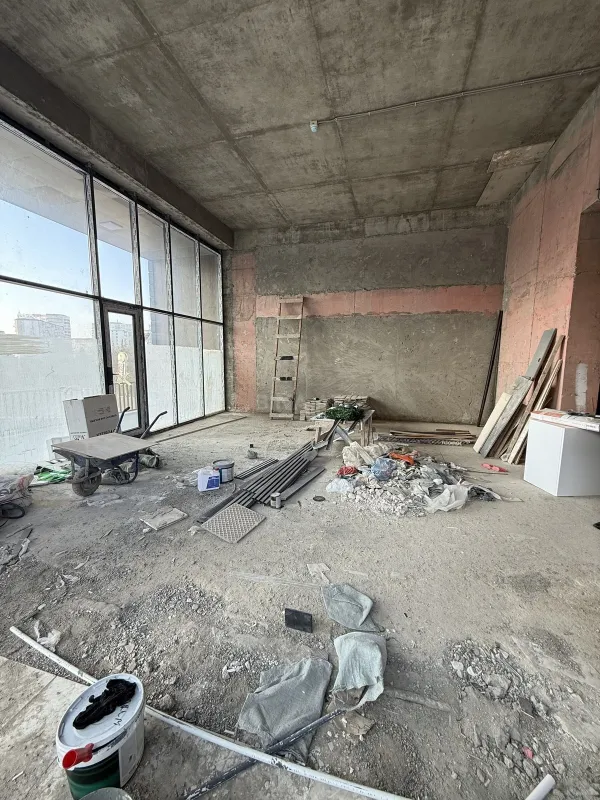 Satılır obyekt 175 m²