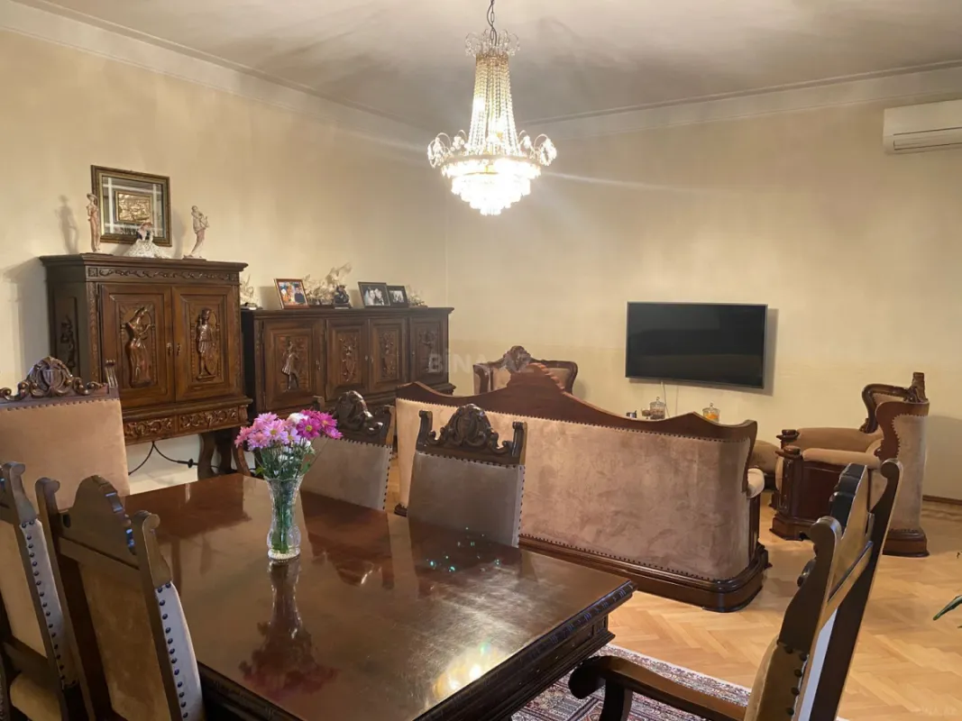 Satılır 3 otaqlı mənzil 100 m²