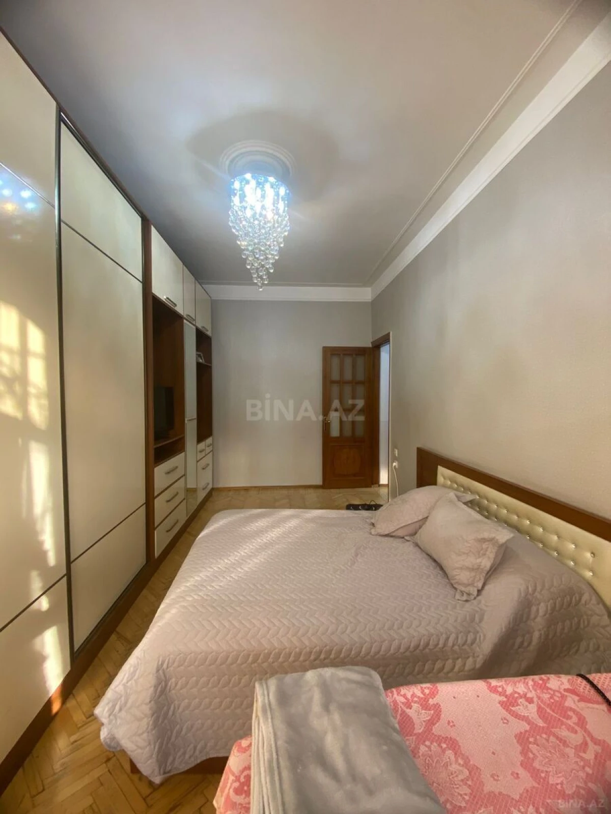 Satılır 3 otaqlı mənzil 100 m²