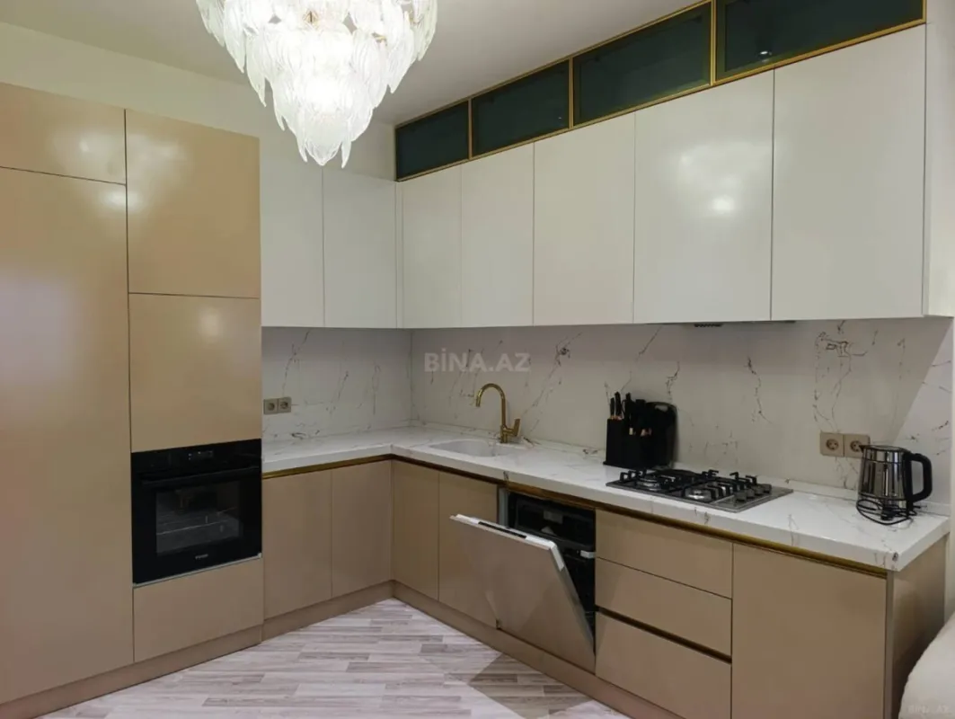 Kirayə verilir 2 otaqlı mənzil 65 m²