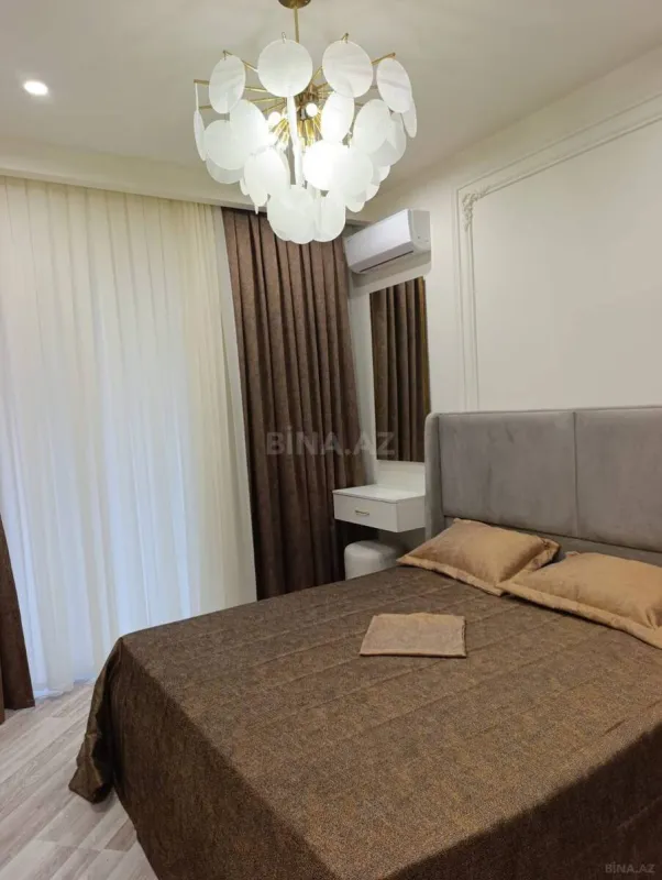 Kirayə verilir 2 otaqlı mənzil 65 m²