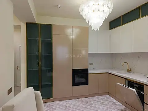 Kirayə verilir 2 otaqlı mənzil 65 m²