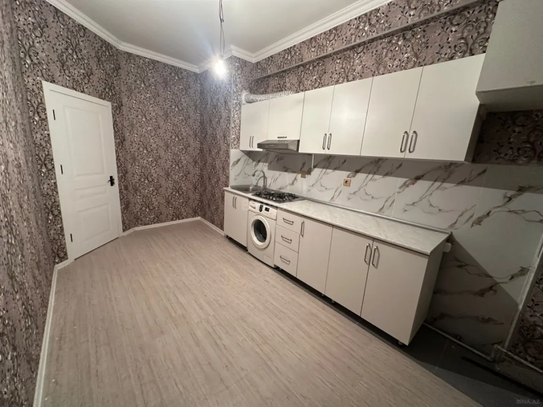 Kirayə verilir 2 otaqlı mənzil 85 m²