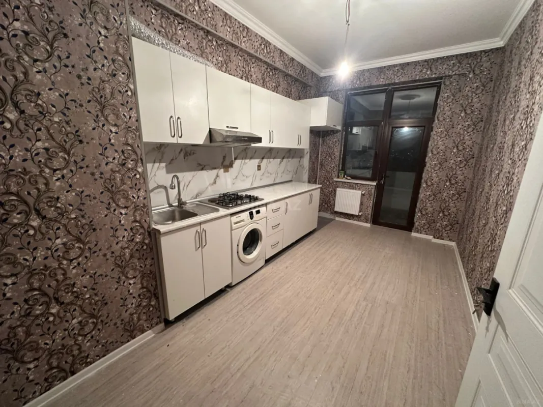Kirayə verilir 2 otaqlı mənzil 85 m²