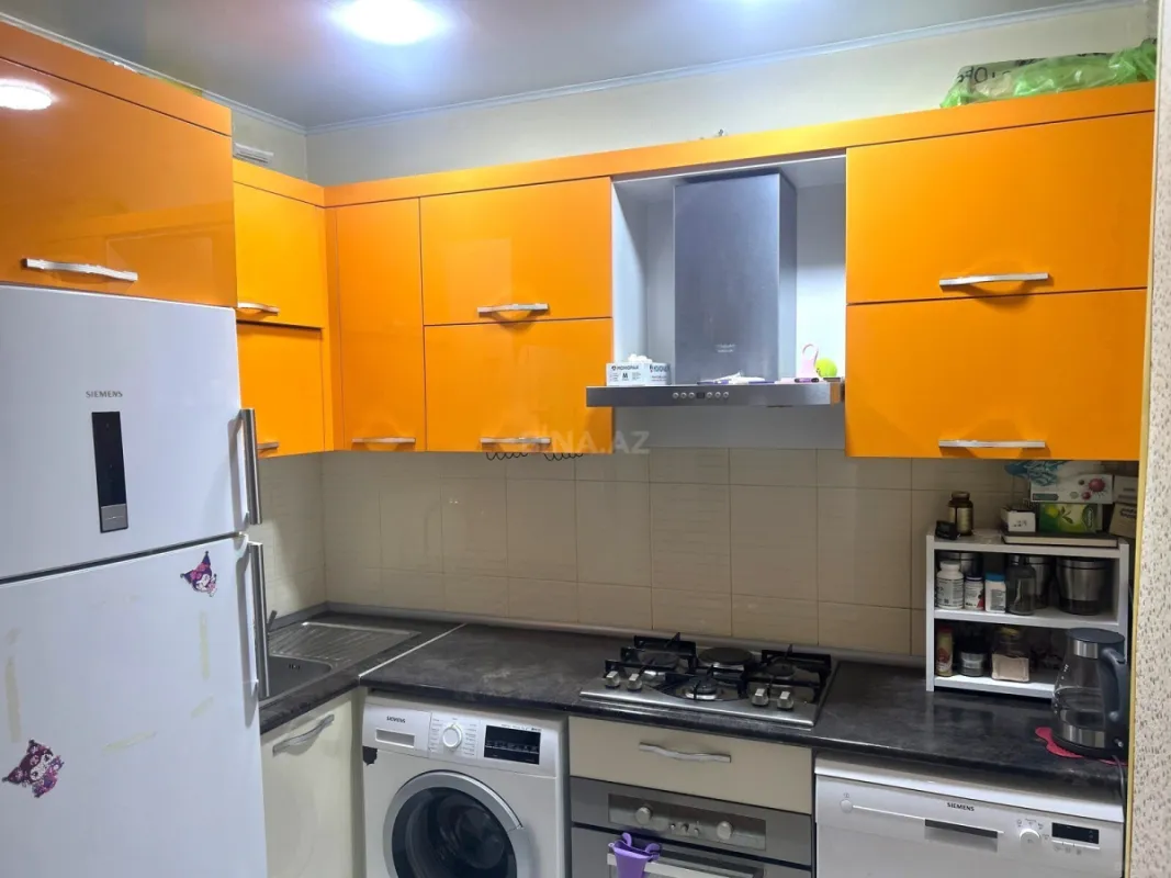 Satılır 3 otaqlı mənzil 80 m²