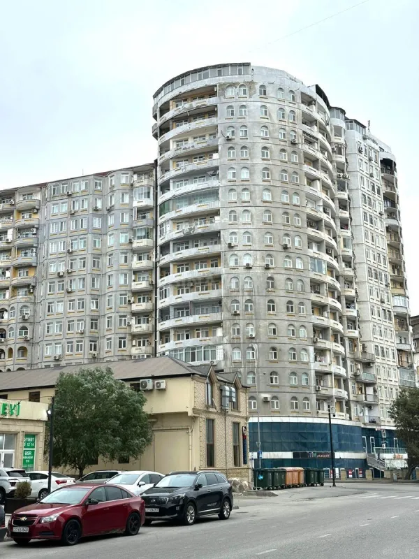 Satılır 3 otaqlı mənzil 80 m²