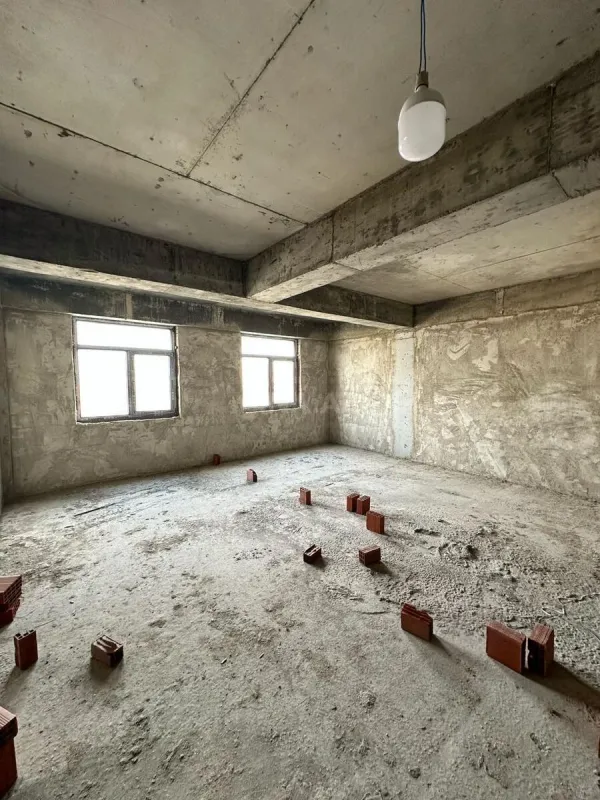 Satılır 3 otaqlı mənzil 104.2 m²