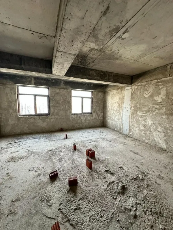 Satılır 3 otaqlı mənzil 104.2 m²