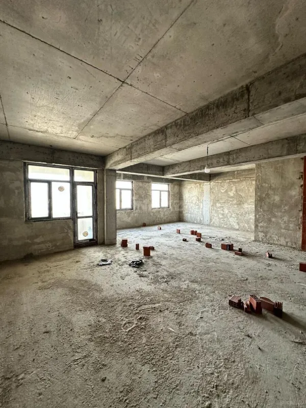 Satılır 3 otaqlı mənzil 104.2 m²