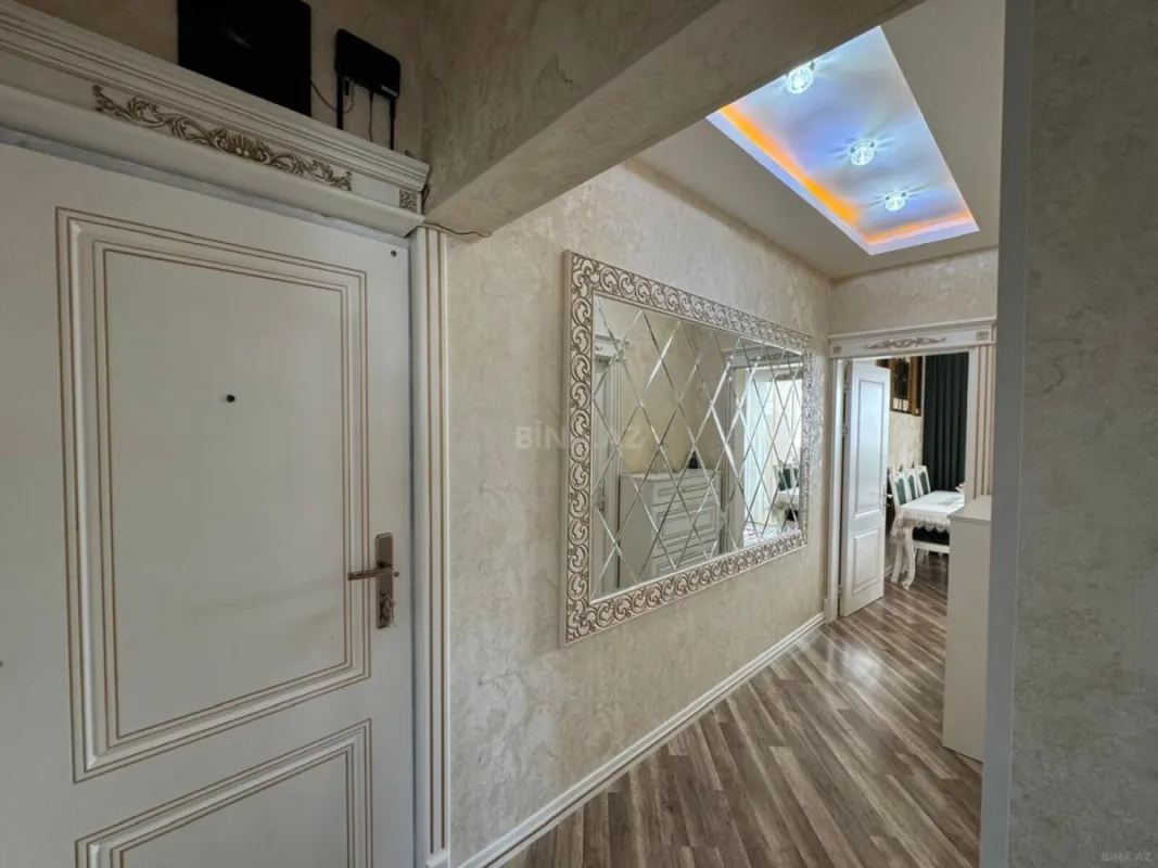 Satılır 2 otaqlı mənzil 65 m²