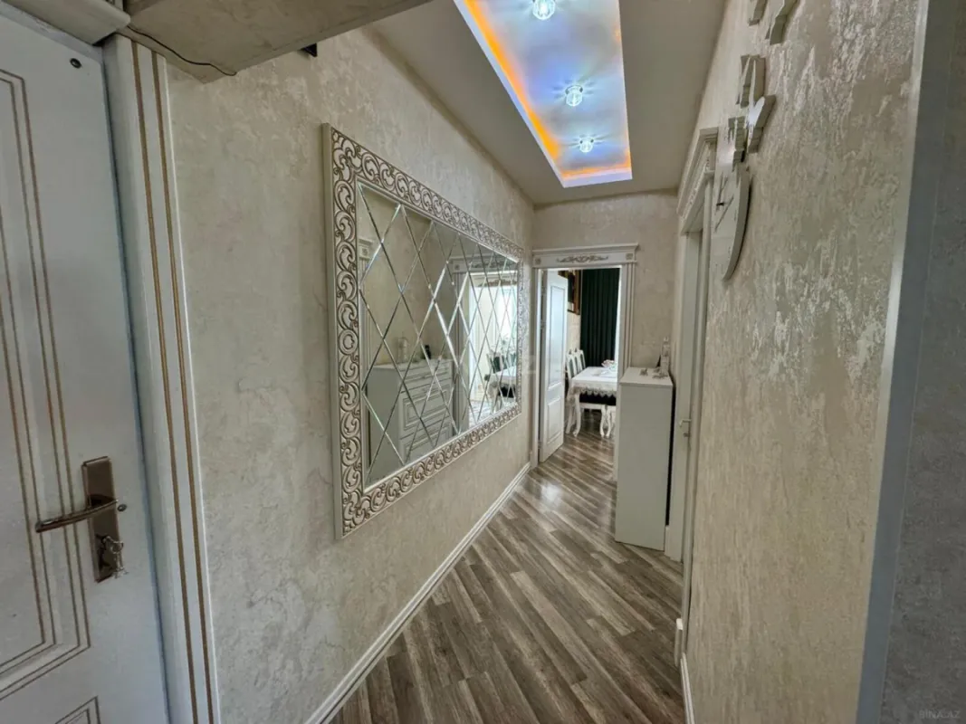 Satılır 2 otaqlı mənzil 65 m²