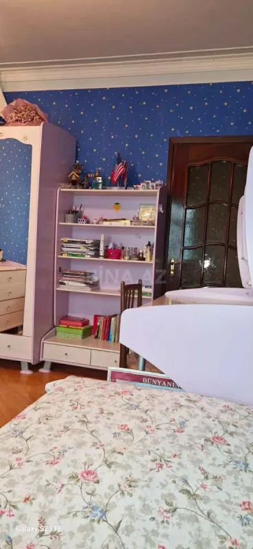 Satılır 5 otaqlı mənzil 120 m²