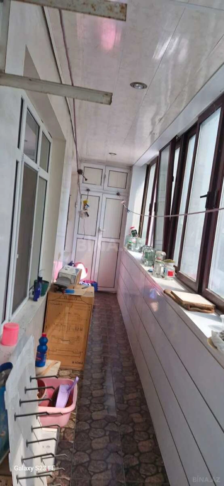 Satılır 5 otaqlı mənzil 120 m²