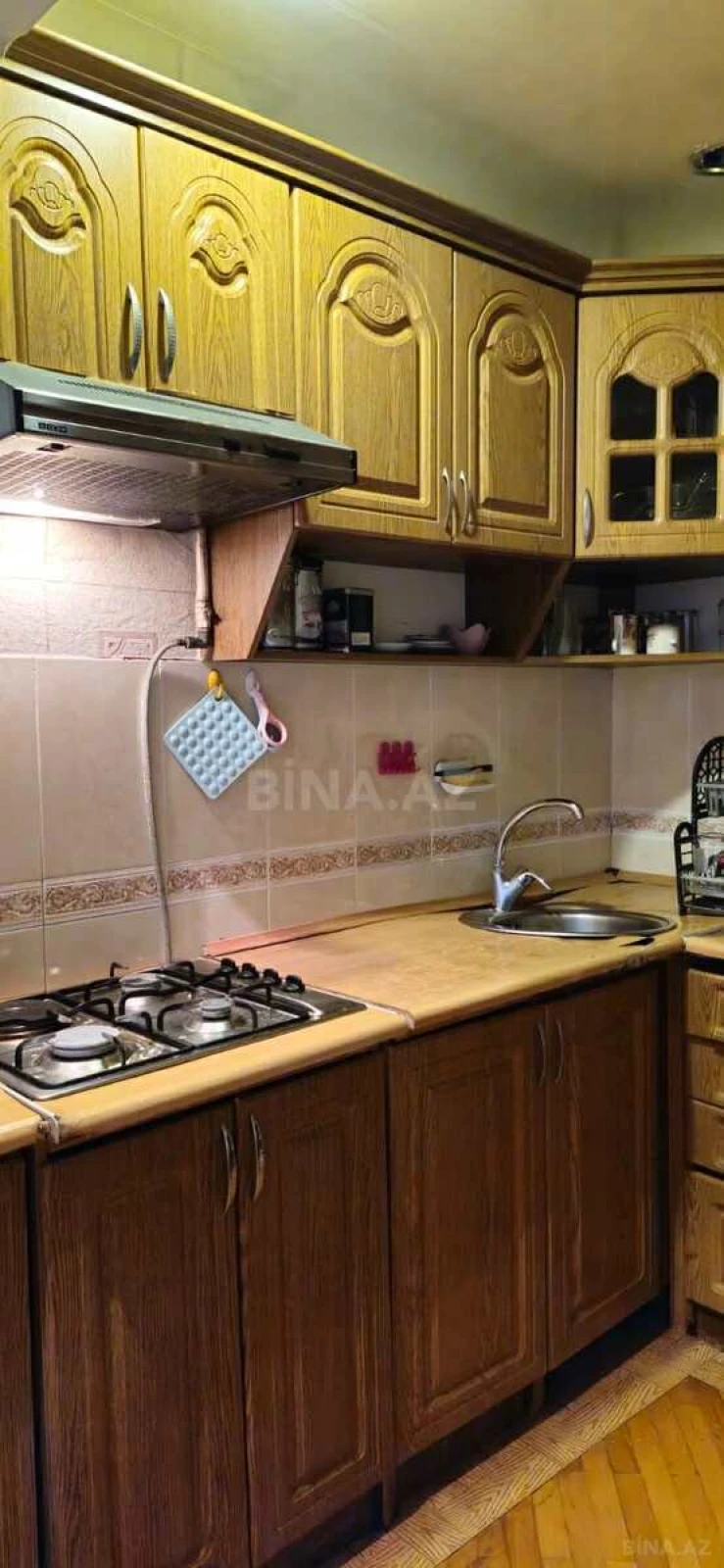 Satılır 5 otaqlı mənzil 120 m²