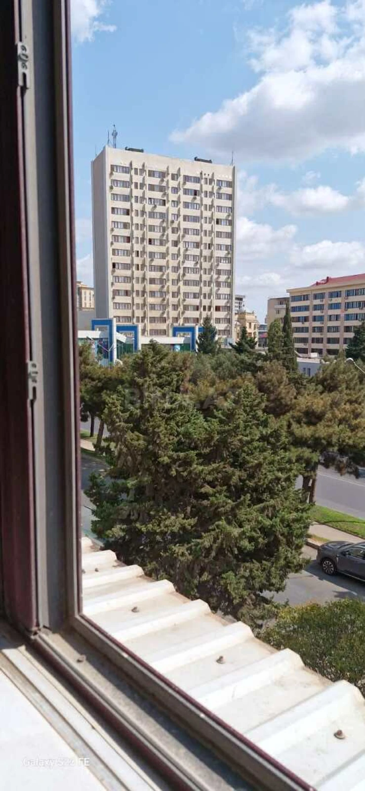 Satılır 5 otaqlı mənzil 120 m²