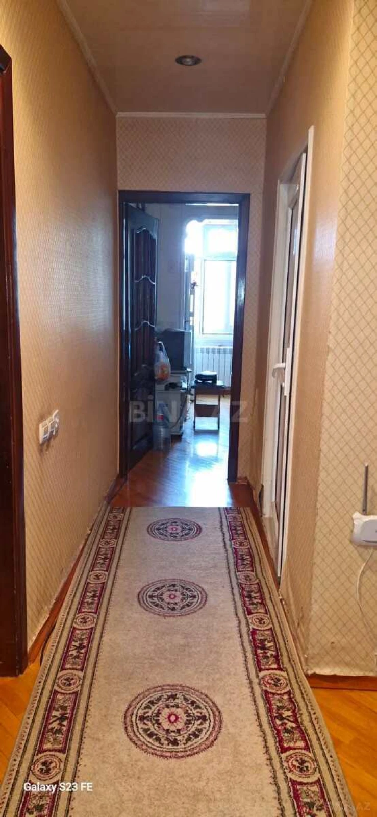 Satılır 5 otaqlı mənzil 120 m²