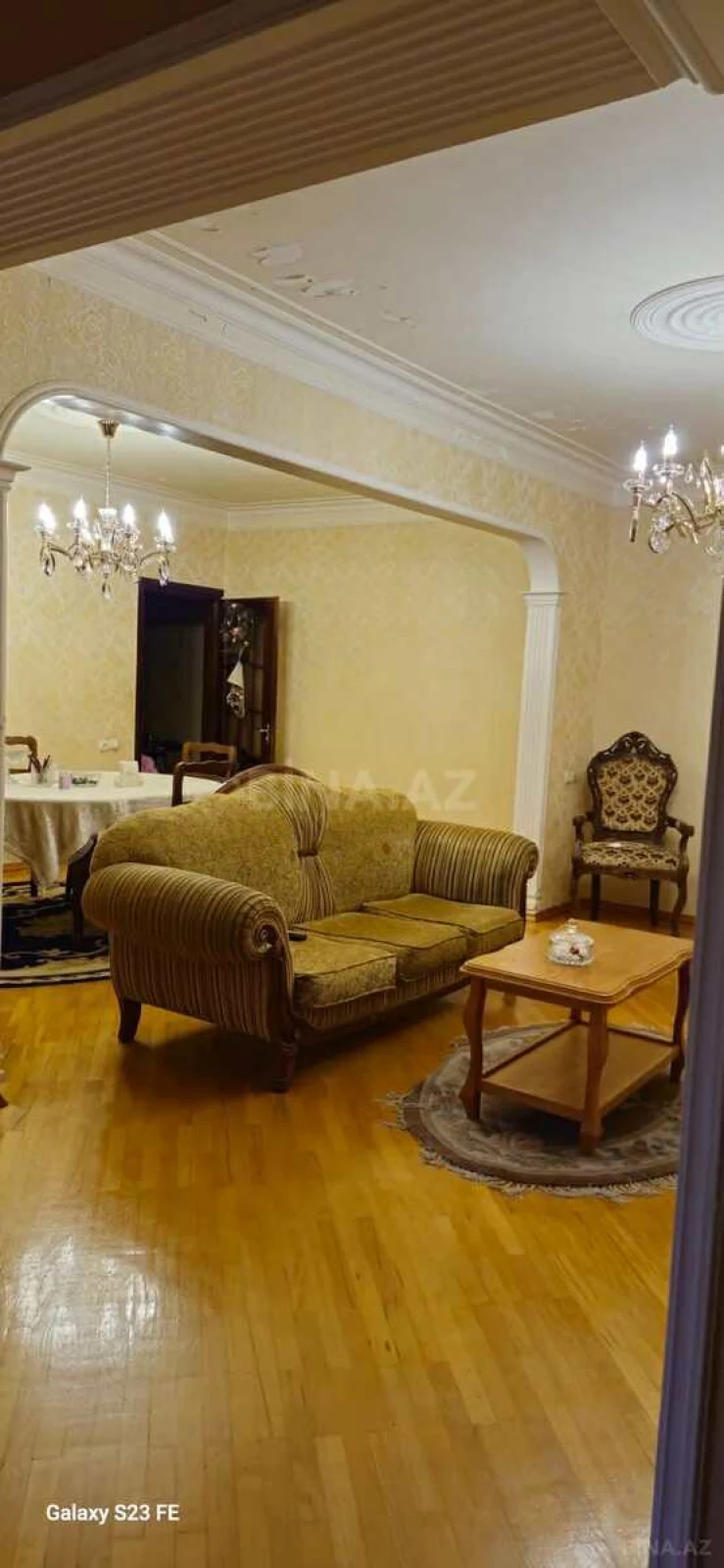 Satılır 5 otaqlı mənzil 120 m²