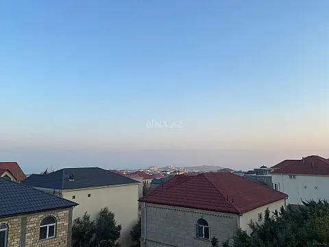 Satılır 5 otaqlı həyət evi 350 m²
