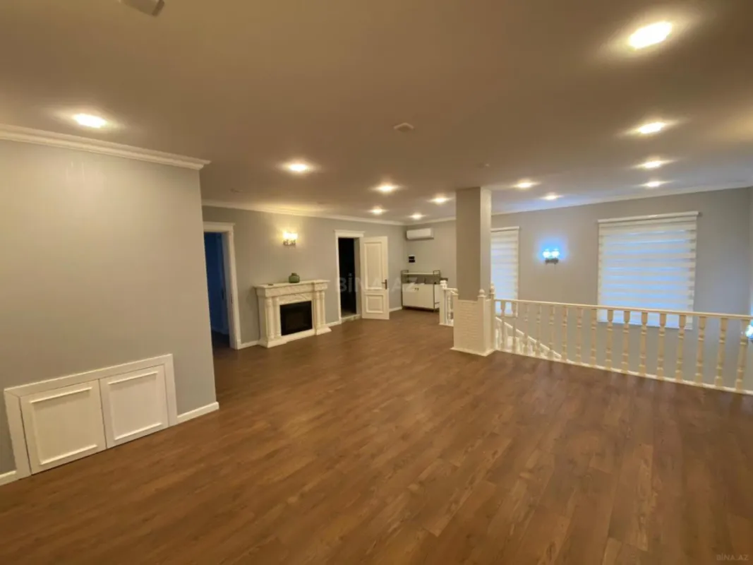 Satılır 5 otaqlı həyət evi 350 m²