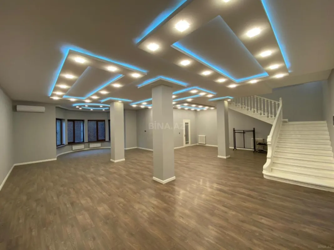 Satılır 5 otaqlı həyət evi 350 m²