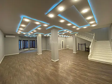 Satılır 5 otaqlı həyət evi 350 m²