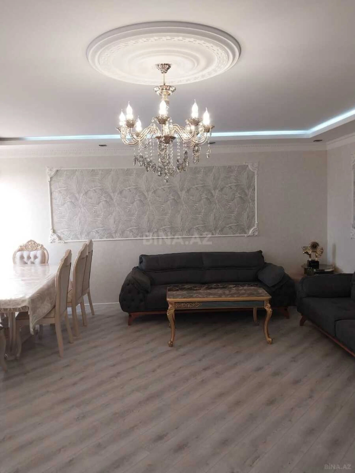 Satılır 3 otaqlı mənzil 90 m²